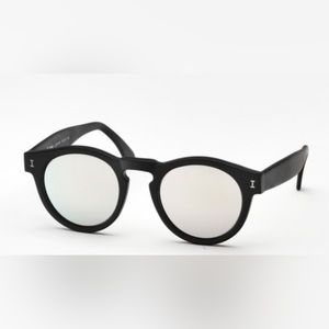 Illesteva Leonard Matte Black Silver Mirrored Lenses L-02SM Handmade in Italy